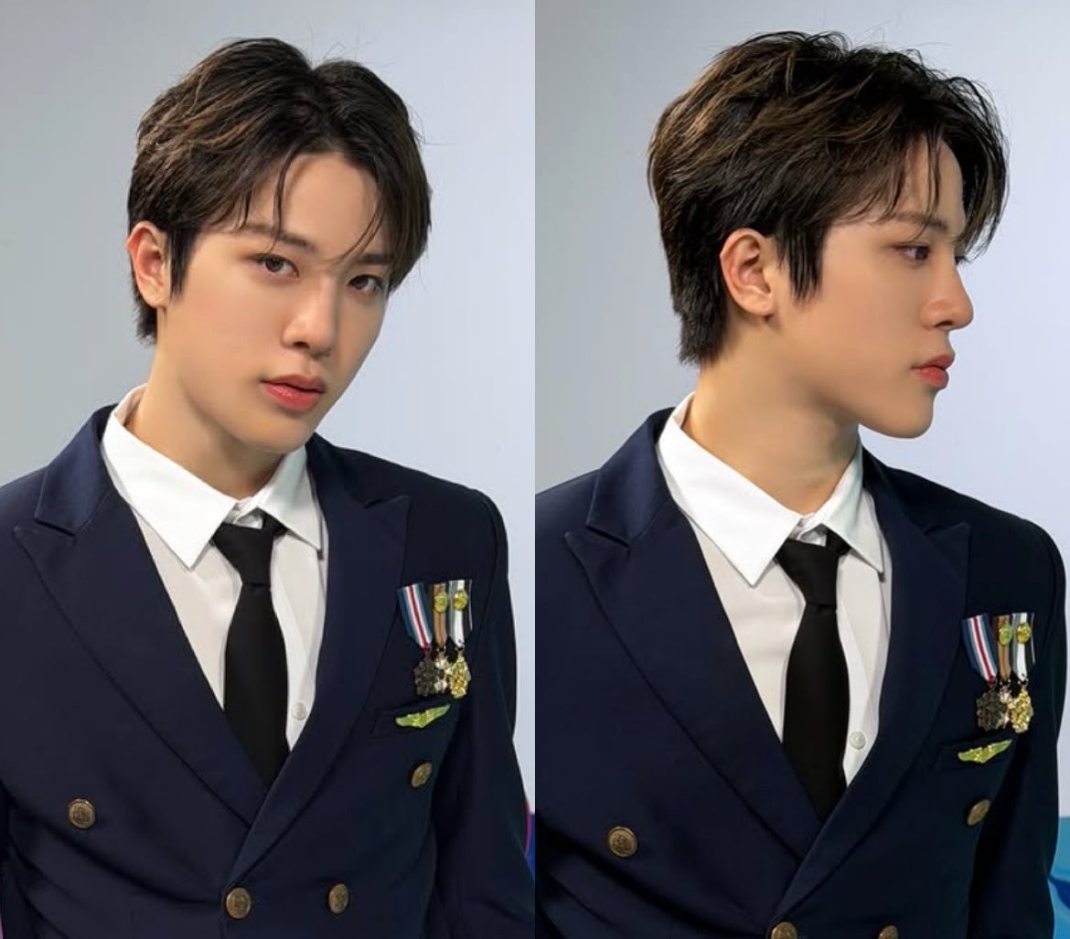 junghwanfeed's tweet photo. so junghwan was mentioned in esquire korea “2026 men’s hair trend” article #소정환 

“treasure’s so junghwan showcasing a two-tone styling with subtle contrast” 

“instead of a strong contrast, so junghwan opted for a naturally blending two-tone bleach. the color becomes subtly brighter toward the ends of the hair, adding a distinct point of interest without being over the top”

🖇️ https://t.co/cxVSMjPNwu