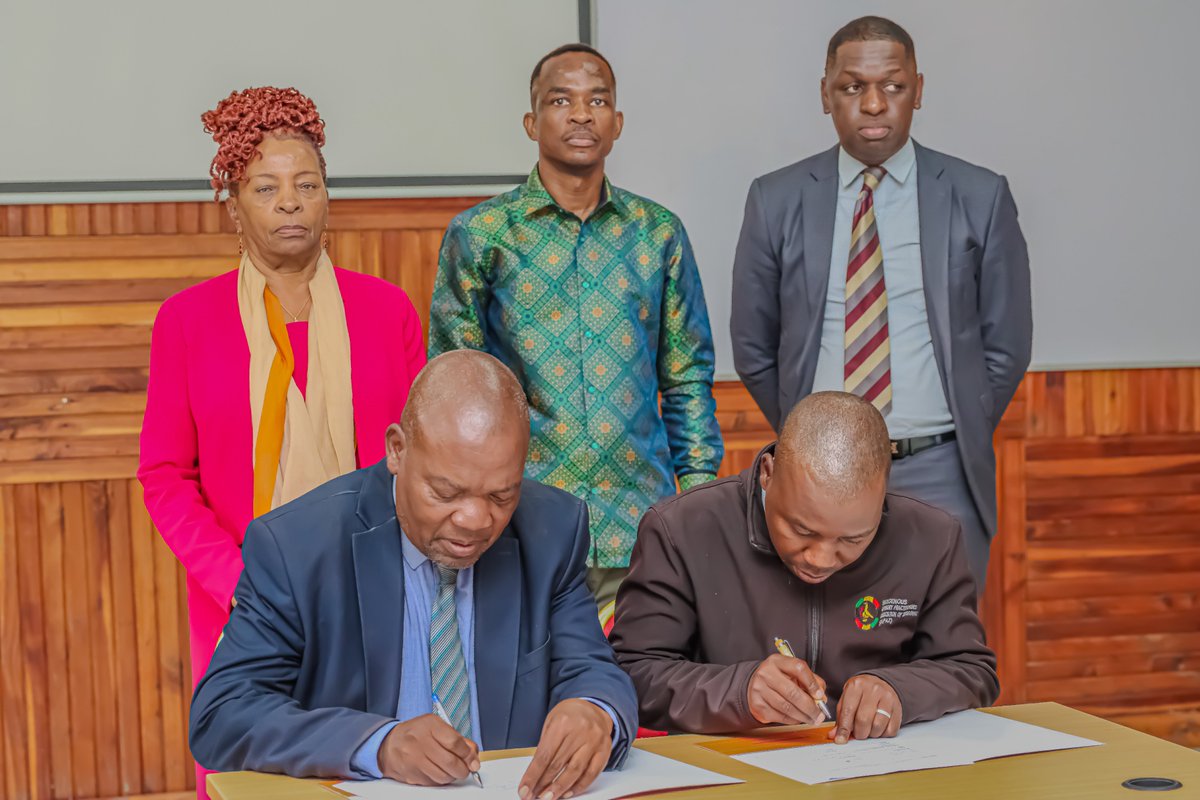 CoopVarsityKE's tweet photo. Yesterday, @CoopVarsityKE received a high-level delegation from the 𝗥𝗲𝗽𝘂𝗯𝗹𝗶𝗰 𝗼𝗳 𝗭𝗶𝗺𝗯𝗮𝗯𝘄𝗲, led by 𝗛𝗼𝗻. 𝗞𝗶𝘃𝗲𝗻 𝗠𝘂𝘁𝗶𝗺𝗯𝗮𝗻𝘆𝗼𝗸𝗮, the 𝗗𝗲𝗽𝘂𝘁𝘆 𝗠𝗶𝗻𝗶𝘀𝘁𝗲𝗿 𝗶𝗻 𝗰𝗵𝗮𝗿𝗴𝗲 𝗼𝗳 𝗪𝗼𝗺𝗲𝗻 𝗔𝗳𝗳𝗮𝗶𝗿𝘀, 𝗖𝗼𝗺𝗺𝘂𝗻𝗶𝘁𝘆, 𝗦𝗺𝗮𝗹𝗹 𝗮𝗻𝗱 𝗠𝗲𝗱𝗶𝘂𝗺 𝗘𝗻𝘁𝗲𝗿𝗽𝗿𝗶𝘀𝗲𝘀 𝗗𝗲𝘃𝗲𝗹𝗼𝗽𝗺𝗲𝗻𝘁, which is currently undertaking a benchmark to learn from the success of the Kenyan co-operative movement. The visitors were accompanied by senior officials from @Ushirika_Kenya. This high-level delegation's visit recognizes @CoopVarsityKE's unique mandate and contribution to the co-operative sector and forms part of ongoing efforts by the Government of Zimbabwe to strengthen its co-operative sector through policy, institutional, and capacity development interventions.

𝗣𝗿𝗼𝗳. 𝗘𝘀𝘁𝗵𝗲𝗿 𝗡. 𝗚𝗶𝗰𝗵𝗲𝗿𝘂, our 𝗗𝗲𝗽𝘂𝘁𝘆 𝗩𝗶𝗰𝗲-𝗖𝗵𝗮𝗻𝗰𝗲𝗹𝗹𝗼𝗿 (𝗙𝗶𝗻𝗮𝗻𝗰𝗲, 𝗣𝗹𝗮𝗻𝗻𝗶𝗻𝗴, 𝗮𝗻𝗱 𝗔𝗱𝗺𝗶𝗻𝗶𝘀𝘁𝗿𝗮𝘁𝗶𝗼𝗻), who represented the @vc_cuk at the event, expressed that the visit presented a valuable opportunity to showcase the University's achievements, its resolve to strengthen regional partnerships, and deliberate effort to position itself as a leading centre of excellence in co-operative education, research, innovation, and capacity development in Africa.
| @benchitunga | @DrOparanya | @vc_cuk | @Patrickkilemi | @Prof_IKNyamongo | @ckmburugu | @njogujames | @This_Ngangi | @DrOparanya 
#EmpoweringCommunities