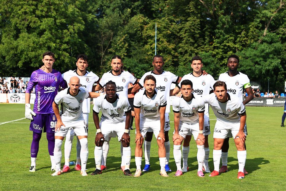 HaberKartali's tweet photo. Beşiktaş, bugün 2 hazırlık maçı oynayacak.

▪️ 18.00 - Mattersburg
▪️ 19.30 - Widzew Lodz https://t.co/TElET3QLPg
