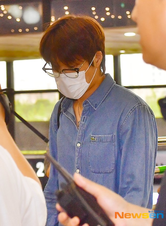 Hereiam_cafe's tweet photo. 260710 카이 출국

엑소 카이, 출국장 분위기마저 완벽 [포토엔HD]

https://t.co/w9GygT8MQy
https://t.co/Zy8VaTLlpH
https://t.co/jnEEMyxUHF
https://t.co/uzV3wRkC8e
https://t.co/B5Y5SZYLBx
https://t.co/hNEvrovi5R

#엑소카이 #EXO #KAI #jongin #김종인 #카이 #カイ #종인 #金钟仁 https://t.co/2Nn4Dnubth