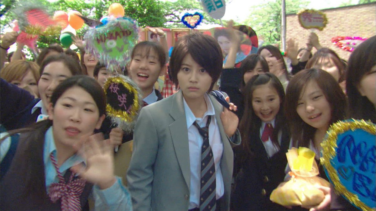 7jkw00's tweet photo. イケパラと制服似てんのが最高にいい
左から芦屋と佐野と中津ってことでいいですか❓❓❓ https://t.co/9CGFvc3JJc