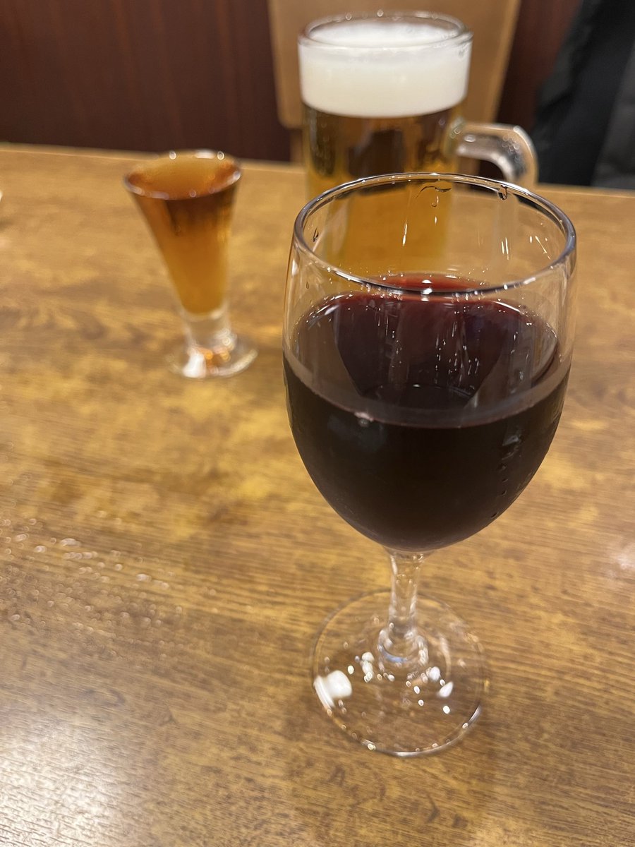 noapimoco's tweet photo. 今日の神谷バーは盛り上がってて楽しかった
近くの席でご一緒した皆様ありがとうございました💕 https://t.co/jU4eEpCg6c