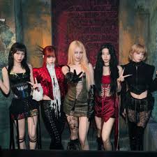 SerieTV46's tweet photo. Top 4 most streamed Kpop Girl Group on Spotify (8 July):

#1 #ILLIT (@ILLIT_twt) - 7,319,072
#2 #LE_SSERAFIM (@le_sserafim) - 6,914,322
#3 #BLACKPINK (@BLACKPINK) - 4,750,358
#4 #TWICE (@JYPETWICE) - 4,471,368 https://t.co/hwgOIJTmwV