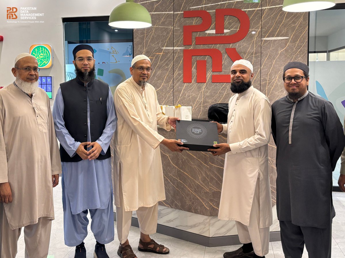 Pakdata1's tweet photo. At Pakistan Data Management Services, we believe that meaningful collaboration paves the way for lasting impact.
We were honored to host **Shaykh Muhammad Nabil, Founding Member of MTJF Canada**, at PDMS.
#PDMS #QuranMajeedApp #MTJFCanada #MeaningfulTechnology https://t.co/IcxOS4KY5g