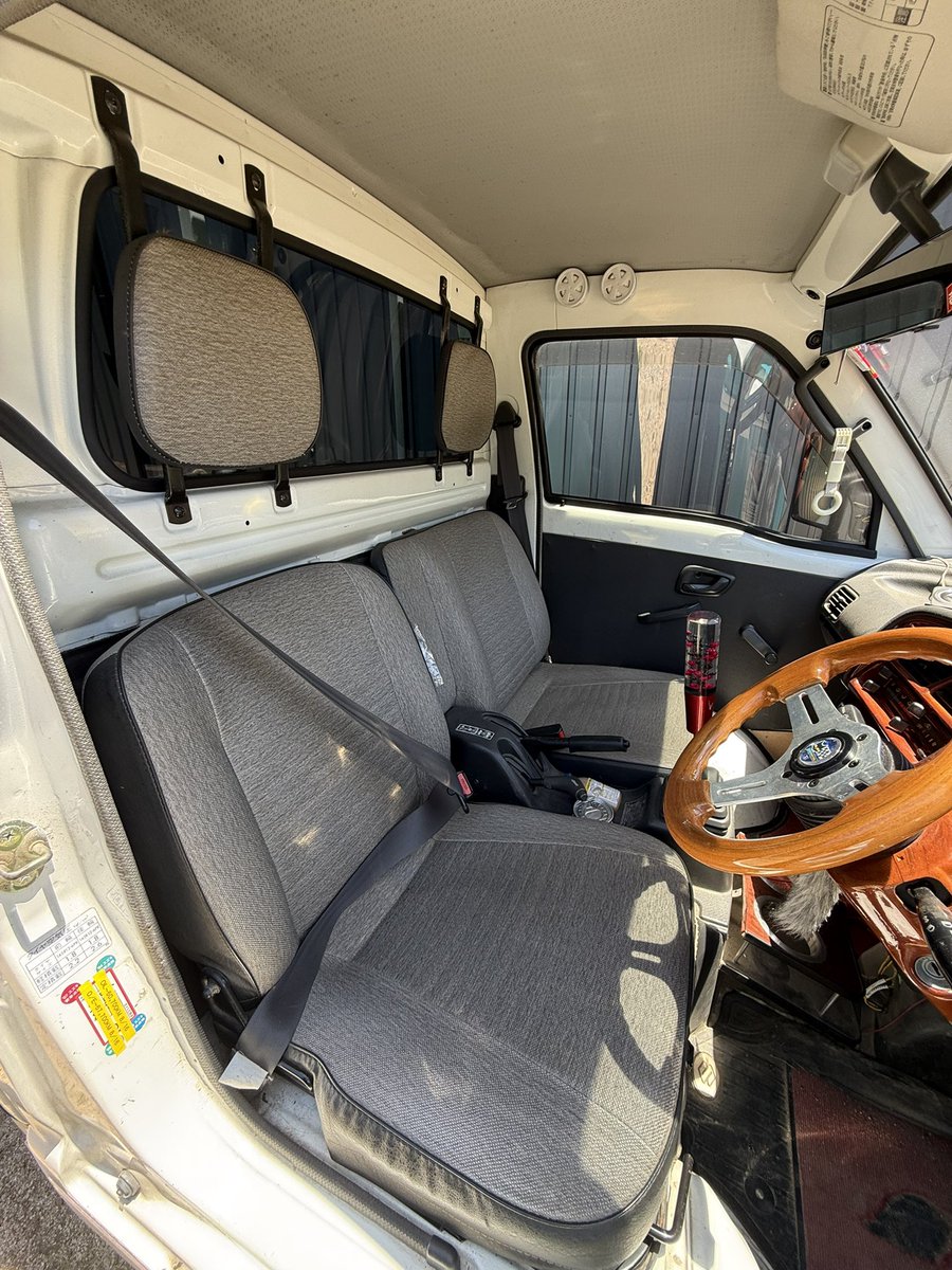 Y_Factory_33's tweet photo. ハンドル、シフトノブ、デッキ以外はそのまま #車売ります
 #軽トラ売ります
 #51キャリイ
 #51エブリイ https://t.co/GO405MQrvk