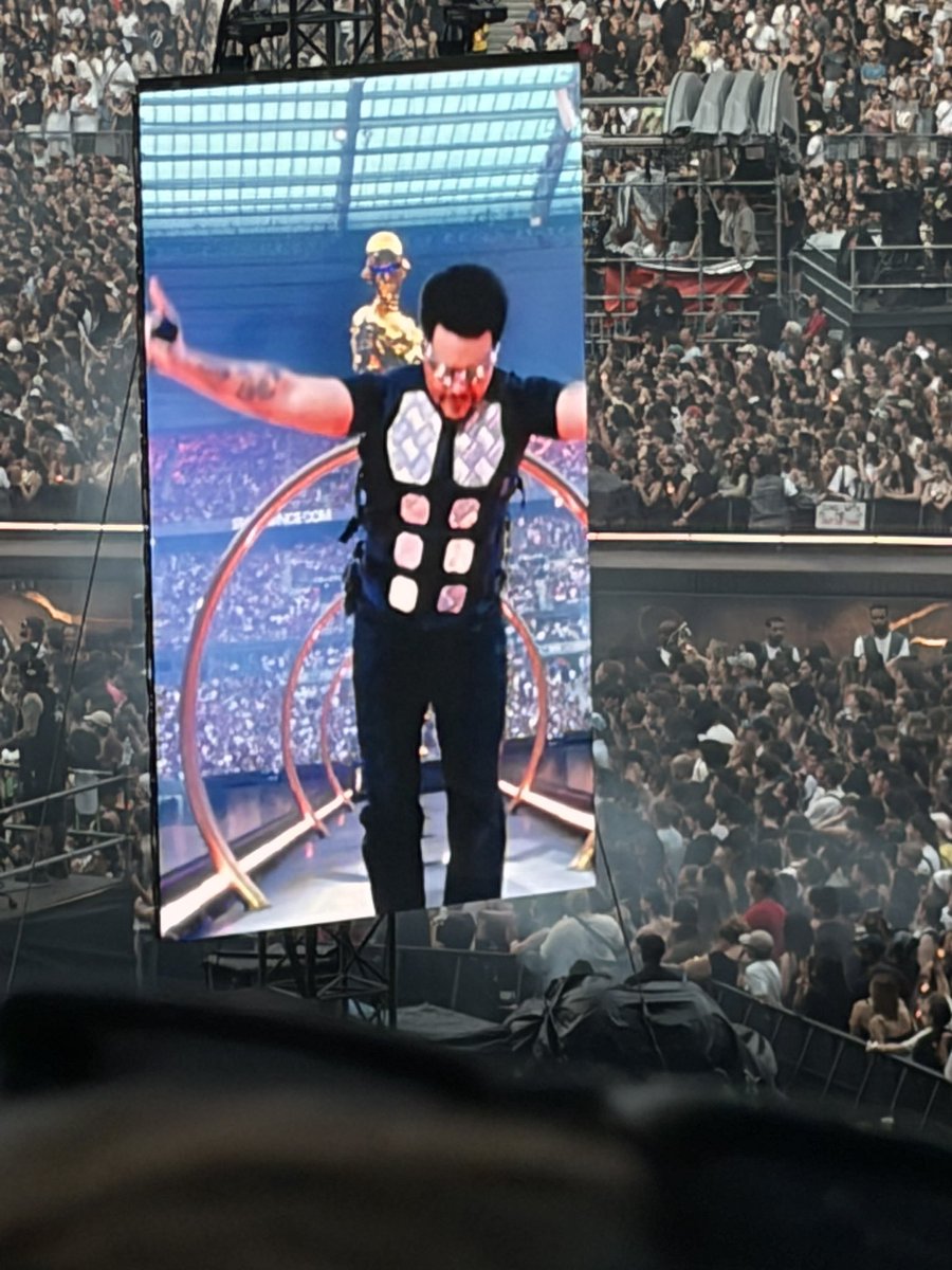 cchaudoit's tweet photo. Je vends 2 places au prix d’une (150€) pour le #concert de #TheWeeknd au #StadeDeFrance ce samedi (demain) / Pelouse - show incroyable.

👉 contact DM
👉 offre sérieuse, à prendre ou à laisser https://t.co/i9uUCfxVLt