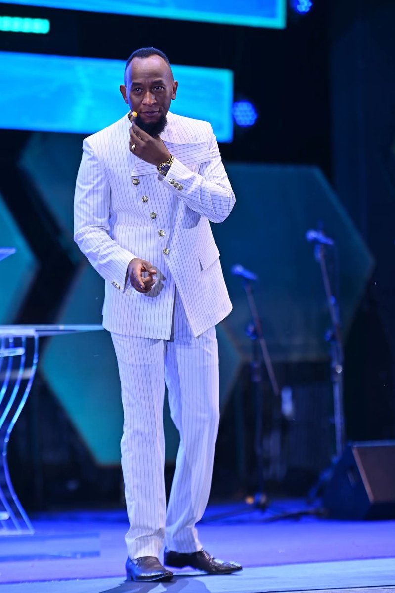 amazingflame1's tweet photo. Wherever you will go to, there will be a recognition, a very special recognition. Even the men who would not want to recognize you will have to recognize you, because there is a God in your midst that you have inherited, who causes this to happen.  #ProphetElvisMbonye https://t.co/xMgZOUuGe4