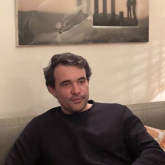 ogamashiyo's tweet photo. Christophe Gleizes est détenu, mais c'est l'État algérien qui s'est placé dans une impasse morale et politique. Enfermer un journaliste pour son travail n'est pas une preuve d'autorité : c'est l'aveu même que la liberté d'informer est devenue insupportable. https://t.co/eCQE8EJ681