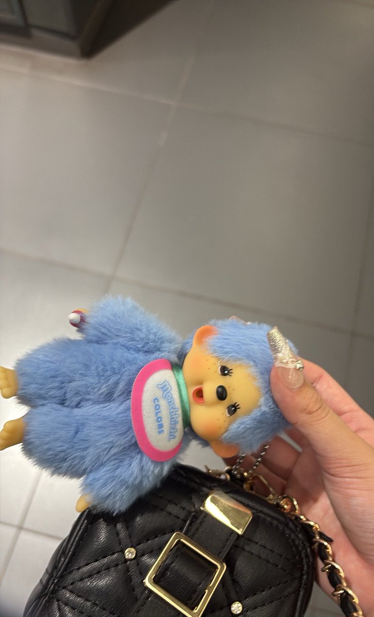 __20080516's tweet photo. ヒョンジェちゃんも関東連れてきた⭐️今日神奈川で明日千葉でイベントあるからお揃いモンチッチと駆け回るよ✨ https://t.co/nCthxZsojL