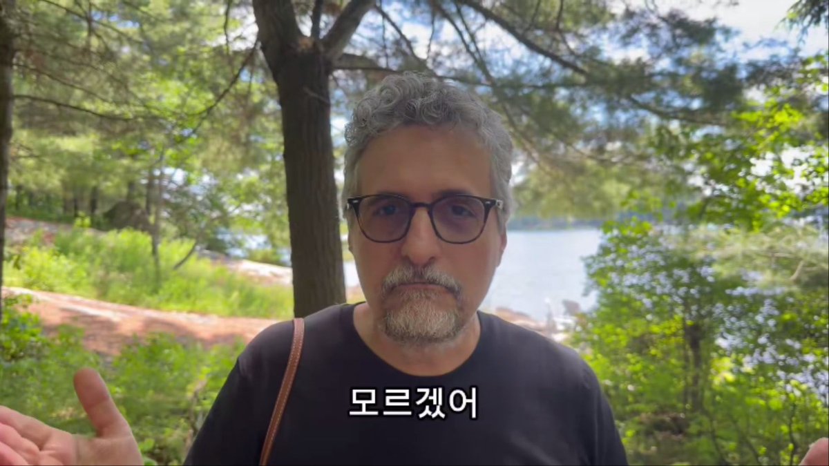 __umoaye__'s tweet photo. 전시보러가면 이럴때 꽤 많음 https://t.co/oFr90RXGi2