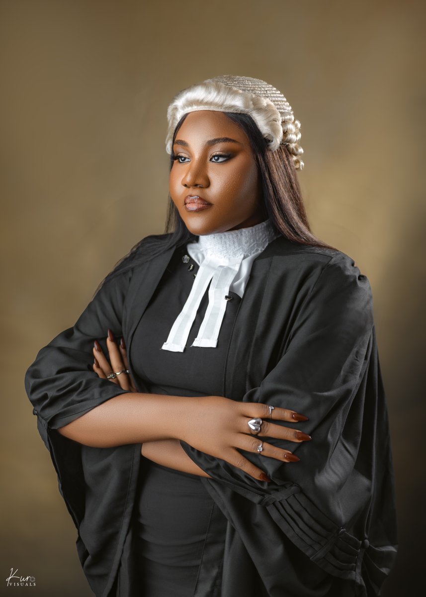BuzzcutSeason6's tweet photo. Seven years later….it all worked out in the end🥹

Re-introducing: Y.M KINGSLEY, Esq. (LLB, BL)✨

BARRISTER AND SOLICITOR OF THE SUPREME COURT!👩🏾‍⚖️✨ https://t.co/l27oANlTfg