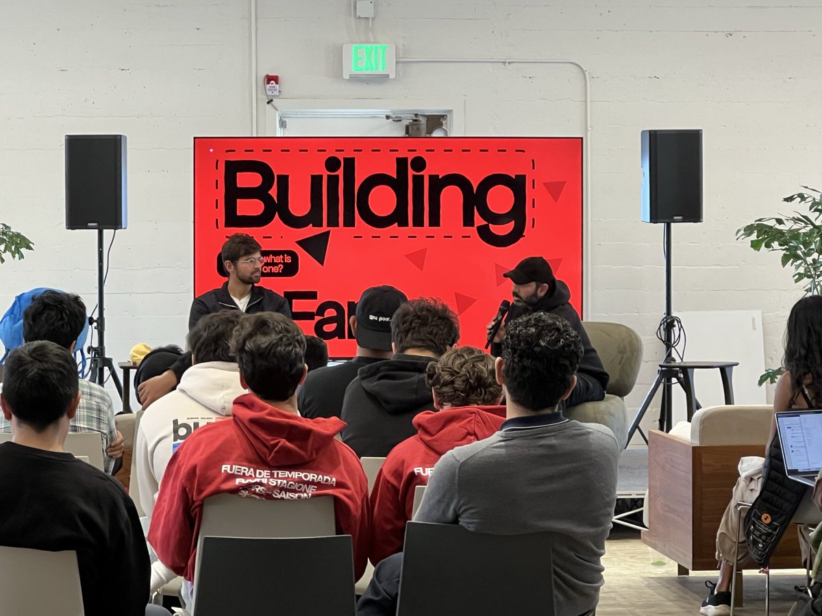 singhgagan's tweet photo. creative energy galore at @fdotinc today! 
Thanks to SF homies @FarzaTV and @FurqanR - what a privilege 🙌🏼 https://t.co/rPZTaT5WOS