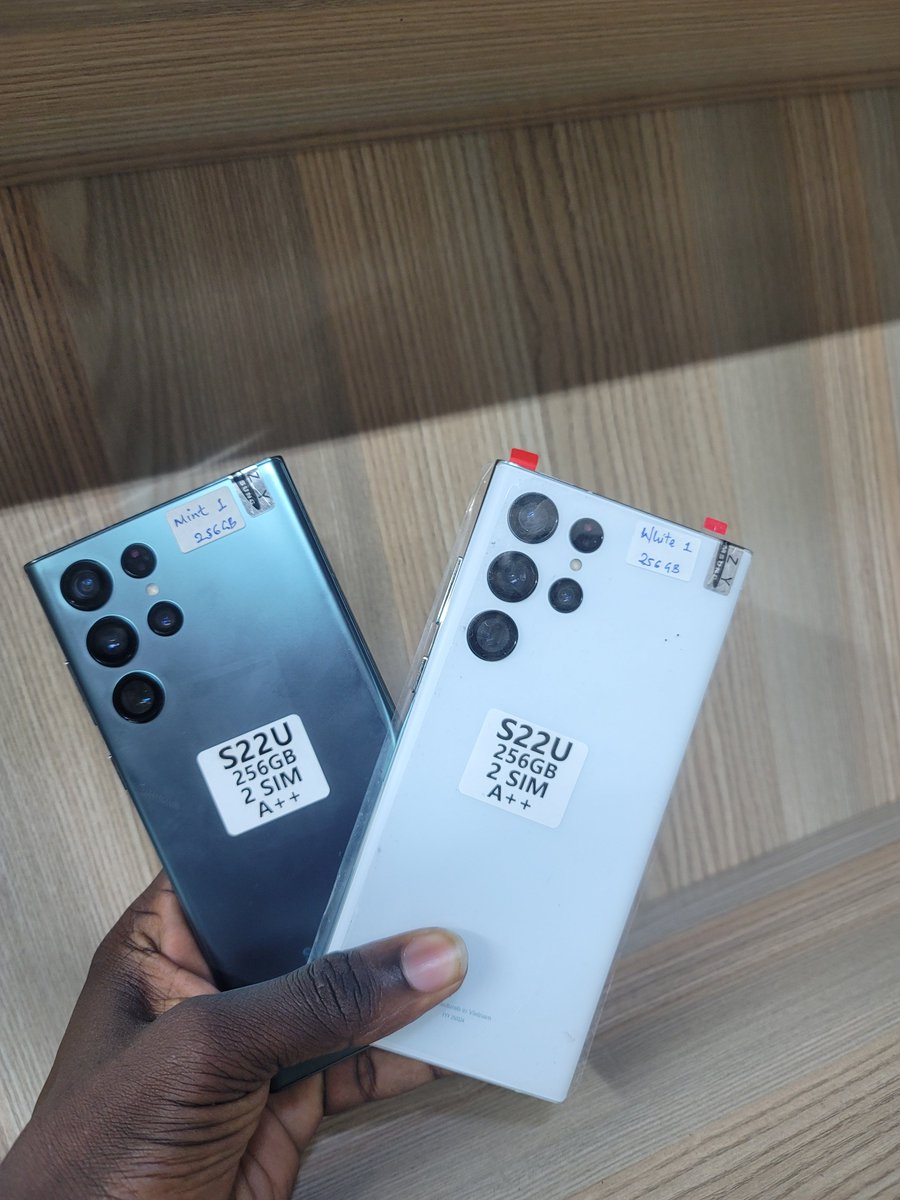 collo_skunky's tweet photo. 📱♠️WE SELL &amp; REPAIR PHONES♠️ 📱

⭐ What We Offer:
♦️ Brand New Smartphones
♦️ EX UK Phones – Tested &amp; Trusted
✅ All Phone Accessories Chargers, Cables,Earphones &amp; More
✅ Professional Phone Repairs
📌Location: Cookie house 1st floor shop 111
DM OR CALL..0741619610 https://t.co/TEcmdqaOVP