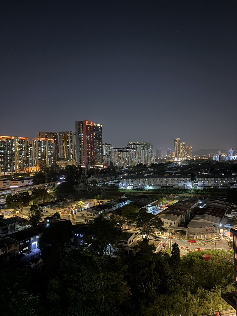 Love_Shafiqa's tweet photo. View dari rumah https://t.co/HpcNSL3lF2