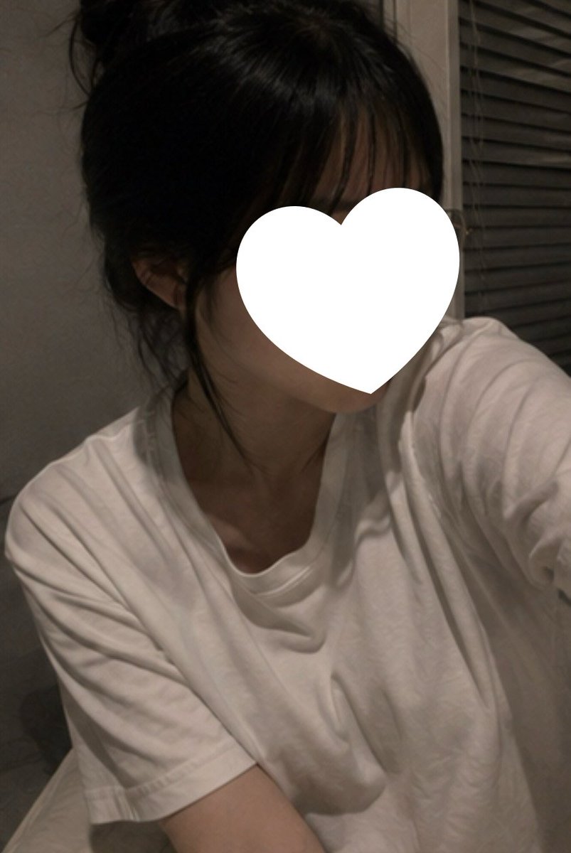 Y00_Min_'s tweet photo. 어때? 나 쫌 섹시해보이나?😚

#07년생 #일상계 #트친소 #맘눌뎀‌ https://t.co/kbPngiCnz9