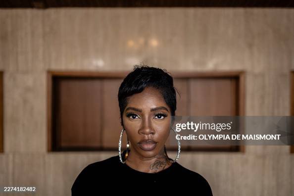 TheAutocrat2's tweet photo. Tiwa Savage (the queen of Afrobeats)
She wasn't an overnight success.
Before becoming the "Queen of Afrobeats," Tiwa Savage spent years behind the scenes, learning from some of the biggest names in music.
Her story deserves more attention.
Here's a thread about the queen 👸👸 https://t.co/yfbzMWMDdT