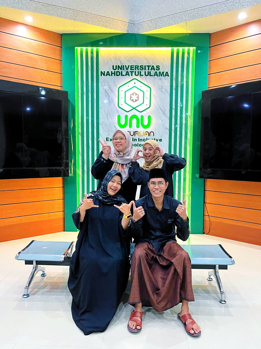 Al_Kifl's tweet photo. Kita bisa mencapai banyak hal jika kita bekerja sama sebagai tim.
#picoftheday #akademik #duniadosen #lingkarindonesia #kehidupan https://t.co/Sa5hxpAyZW