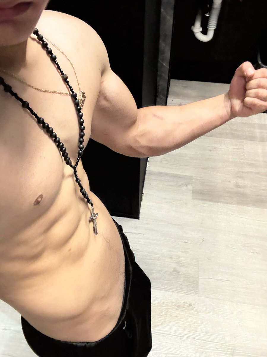 miguelaonq's tweet photo. Ya llegué del gym https://t.co/em0RhWnN7F