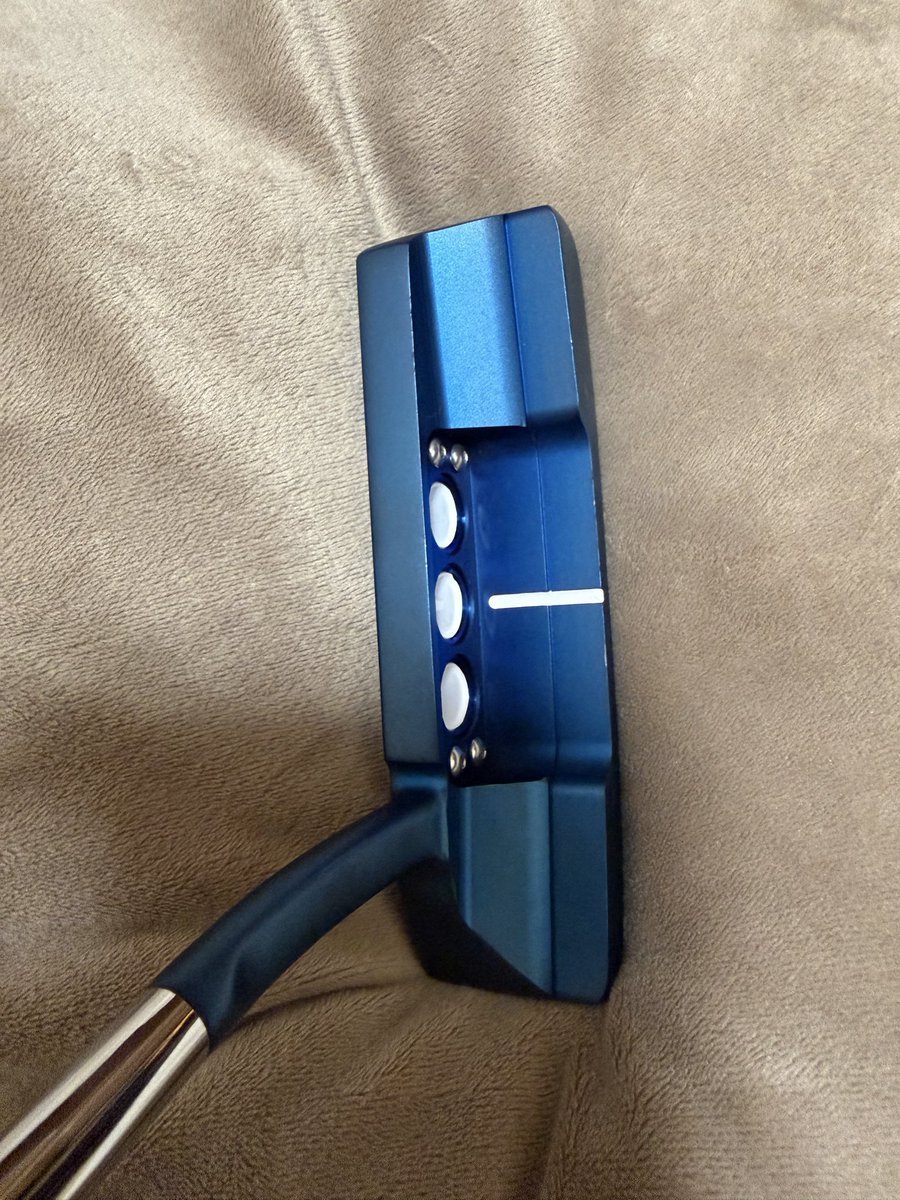 eishinstaff's tweet photo. #キャメルポリス　様
商品が届きました。再撮影しましたが、再度真贋を伺えますでしょうか？
写真を8枚お付けします。 https://t.co/1cnFXkE51g