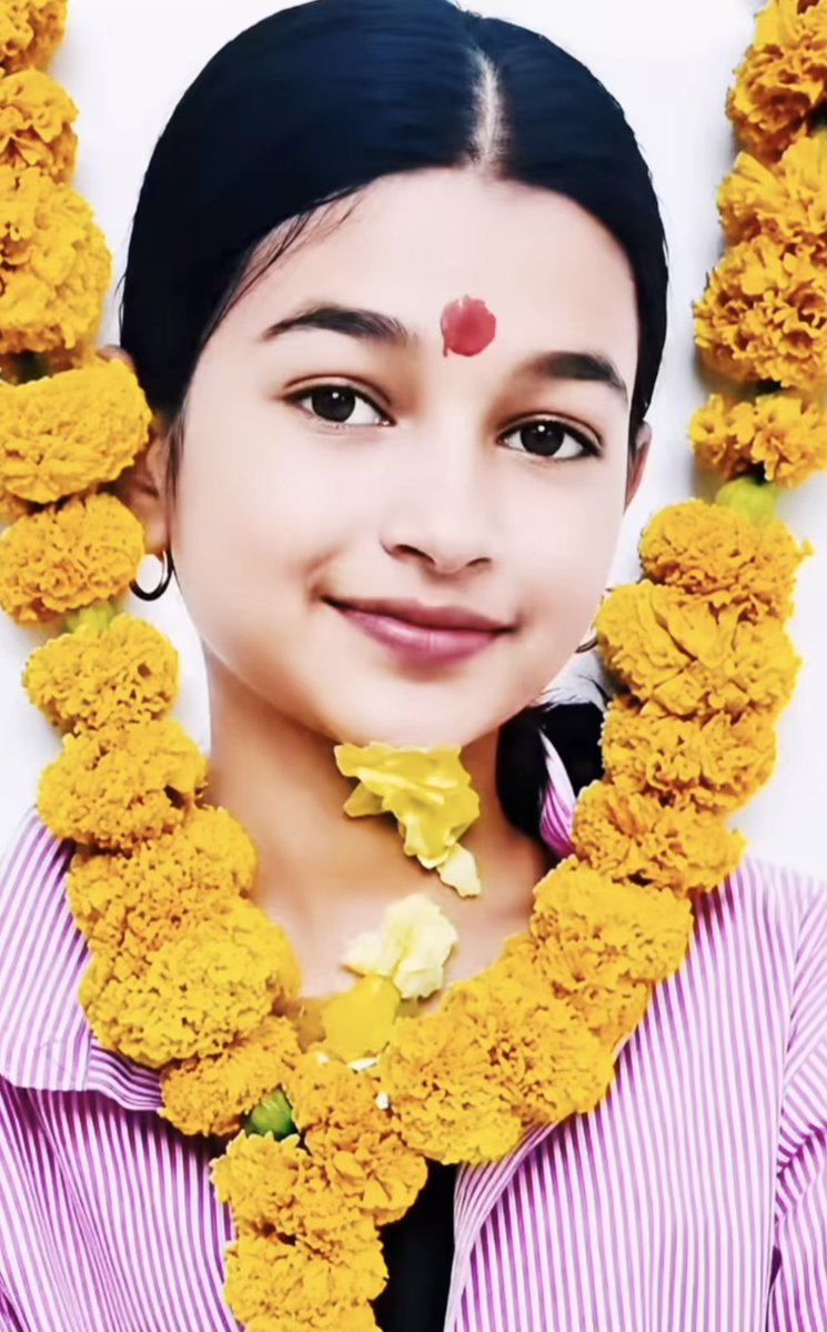 RajoriyaJ's tweet photo. अब ना आउंगी इस जहाँ में,
मैंने बेटी होने की सज़ा पायी है......!
#JusticeForAnshu https://t.co/ntu23ToWcr