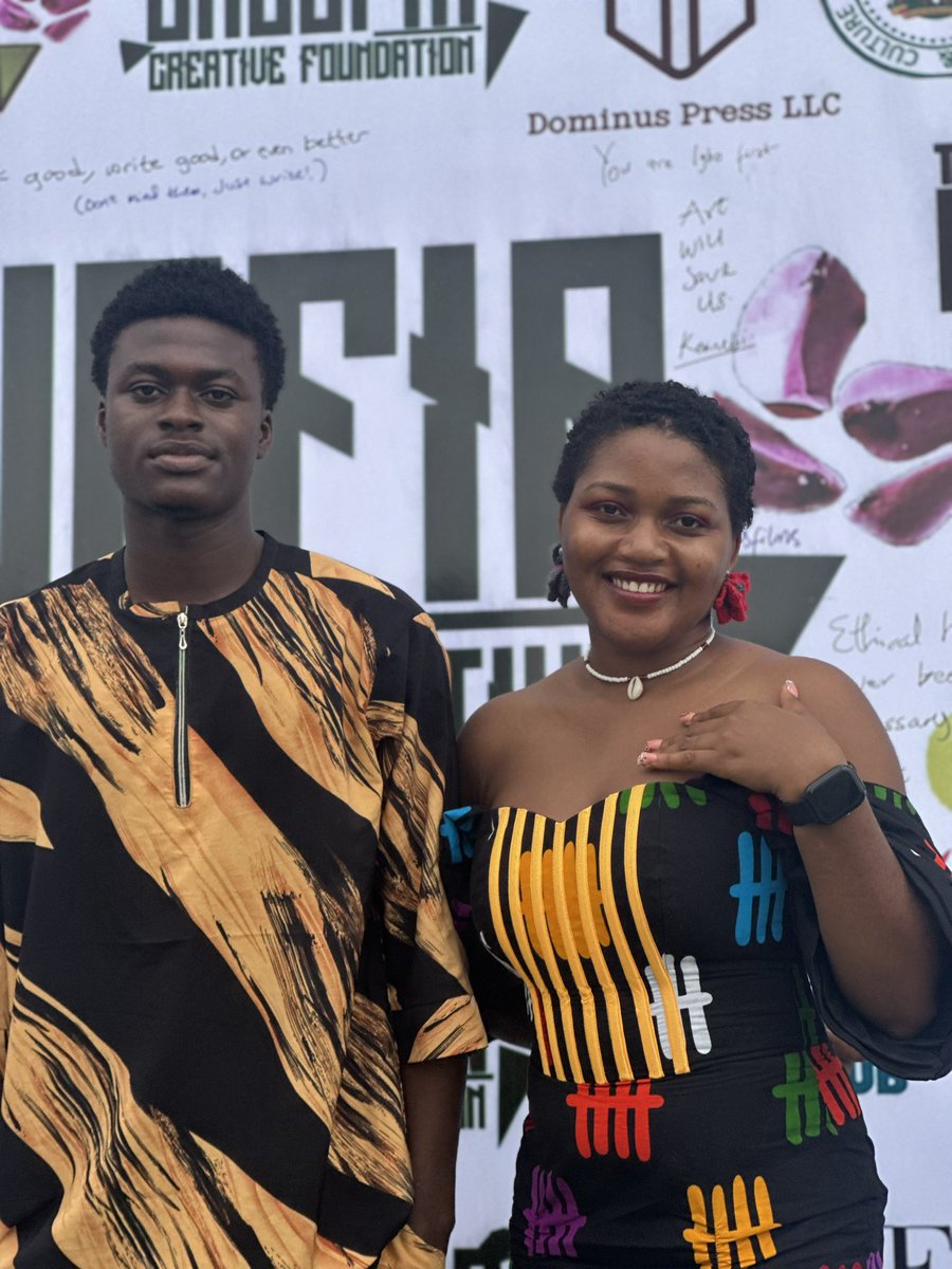 poetsneeded131's tweet photo. Day 1 #umuofiabookfest It was such a warming opening. Had an interesting and fun book chart “Crows of the Yellow Stream by Odili Ujubuonu. Highlight was the beautiful, warmth from the community, and well a day 1 setting the right mood for the rest of the Festival. 

See you Today https://t.co/5zghrnk0f9