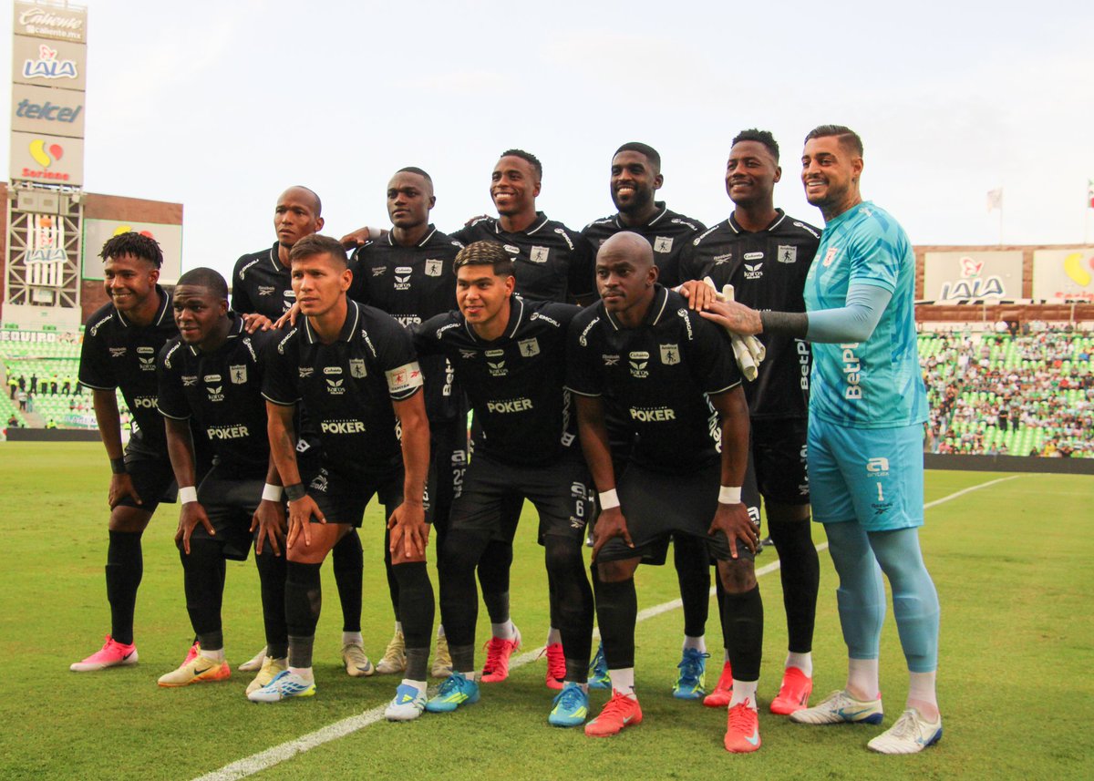pasionguerrera's tweet photo. En partido de cierre de pretemporada, Santos Laguna, cae la por mínima ante América de Cali 🇨🇴 

#PasiónPorSantos https://t.co/aWO1laYmcm
