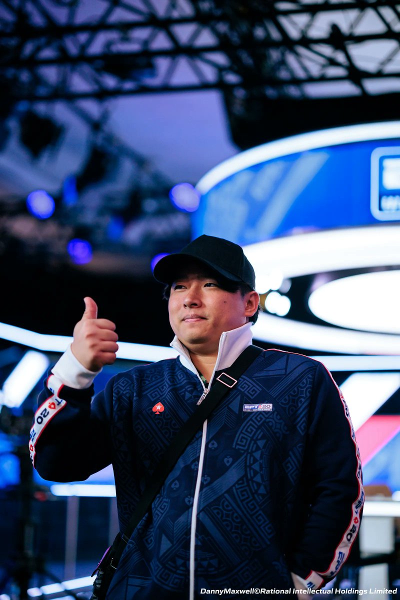 PokerMedia_L3's tweet photo. 【WSOP速報】MAIN EVENT DAY4終了
日本勢チップリーダーはまっつんさん！世界11位！🔥
ナーツ中井さん、世界のヨコサワさんも通過！🔥

9,208人参加→残り533人、参加費約160万円
賞金520万円以上確定、優勝賞金16億円💰️
『$10,000 MAIN EVENT NLH World Championship』DAY4

日本勢18人がDAY5進出！✨️

日本勢チップリーダー
1位 まっつんさん(@mtkt11600) 3M/120BB

2位 Kei Sugitaさん 1.8M/70BB

競馬界の超新星、期待値の鬼
3位 ナーツゴンニャー中井さん(@nekuromanshii) 1.7M/67BB

3位 Yaichi Fukaoさん(@yaichi___0720) 1.7M/67BB

5位 Masato Hattoriさん 1.5M/61BB

世界を旅するプロポーカーYoutuber
5位 世界のヨコサワさん(@MasatoYokosawa) 1.5M/61BB

WSOP2024 MAIN 21st 歴代日本人最高位
7位 長見 恭輔さん(@KiyoPoker22) 1.4M/57BB

国内外のトーナメントで圧倒的な強さを誇る「鉄強」
8位 れいちゃそさん(@Reichaso_Poker) 1.3M/53BB

世界のハイローラーで戦い続ける
9位 Yosuke Mikiさん(@threetree_pkr) 1.3M/50BB

10位 Akihiro Konishiさん 1.1M/42BB

11位 Go Katoさん 1M/41BB

道産子ポーカープレイヤー
12位 おはりゅーさん(@oharyupoker) 1M/40BB

13位 Masatoshi Akasakaさん 730K/29BB

WSOPショートデック ブレスレットホルダー
14位 しょーたさん(@poyoonboyoon) 700K/28BB

VERTEX TOKYO
15位 MrTaishoさん(@taisho_nine) 630K/25BB

16位 Ruki Nakanishiさん 570K/22BB

17位 Ichiro Izutsuさん 400K/16BB

福山9High
18位 Tasuku Maruoさん(@9highTasuku) 240K/9BB

世界最大の舞台で、日本勢18人がさらに上を目指します！

#WSOP #ポーカー