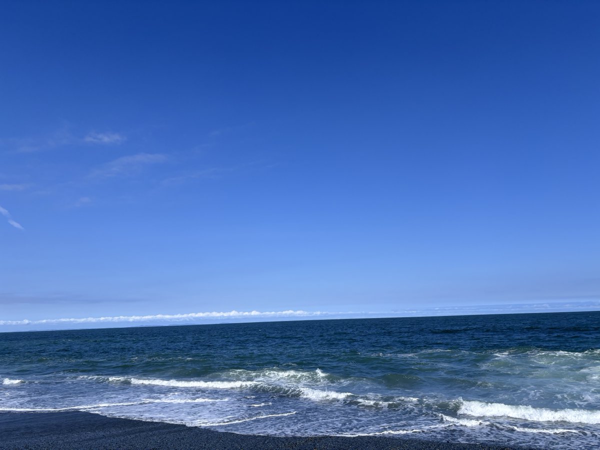 beeetruuuue's tweet photo. 海を見に来た
潮風が心地良い https://t.co/AtLKEyfNY4