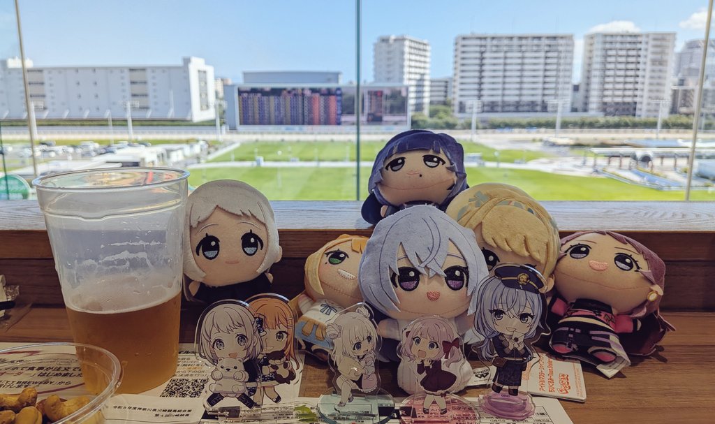 blueneutr's tweet photo. #ラスバレアルコ部
競馬場で飲み放題〜🍺🍺🐣🐣🎶🎶 https://t.co/iRFLtDoi6Z