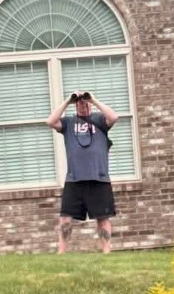 ButlerShamePA's tweet photo. Keith Barnes lives on Mercer Street and likes to stand at the edge of the sidewalk to spit, harass, chase, or even pull out his penis and show it to anyone INCLUDING kids. Police do nothing. Will also look in people's houses with binoculars. https://t.co/bp2MqCAzrT