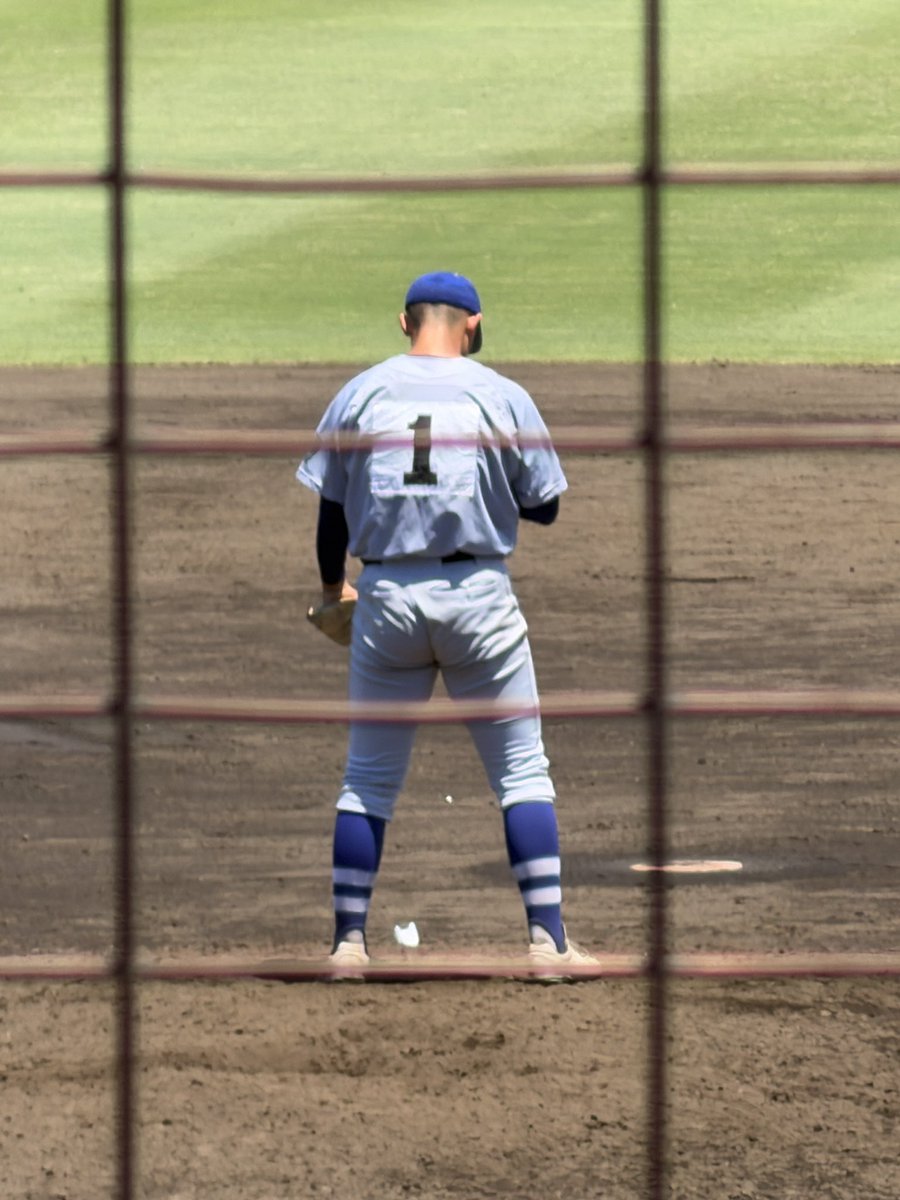 feb_rabbit02's tweet photo. 平塚学園山口投手
深呼吸のルーティンで、ピンチを幾度と潜り抜けて延長13回を1人で投げ抜き激闘を制しました
感動した、素晴らしい！
#甲子園2026 https://t.co/WlBZNTWq11