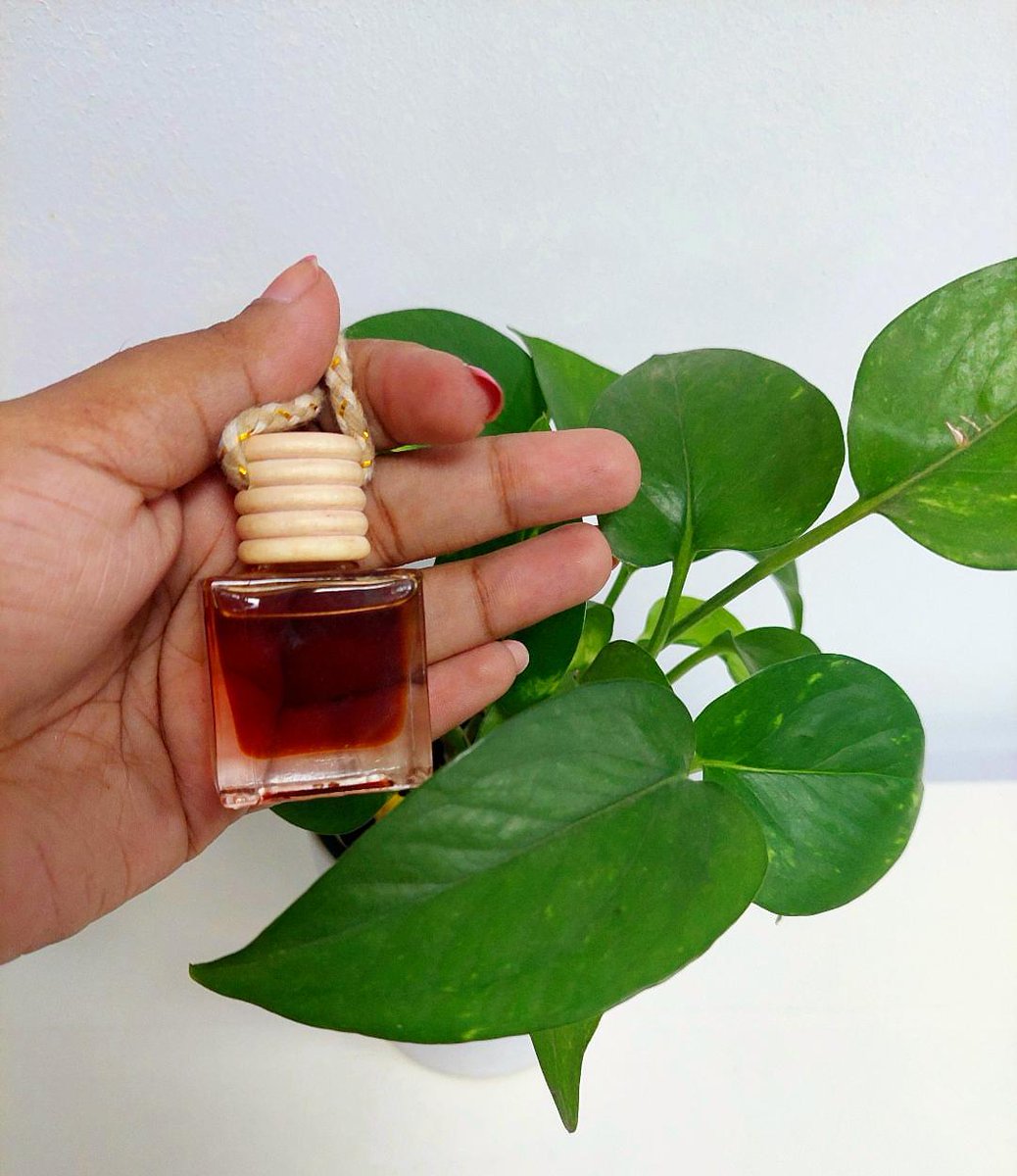 hobinggggggg's tweet photo. Fragrance diffuser hanging bottle

Price 120-200 depends on the fragrance + sf

Rt appreciated 
Dm me if you wanna order. https://t.co/pRhRtHlXLV