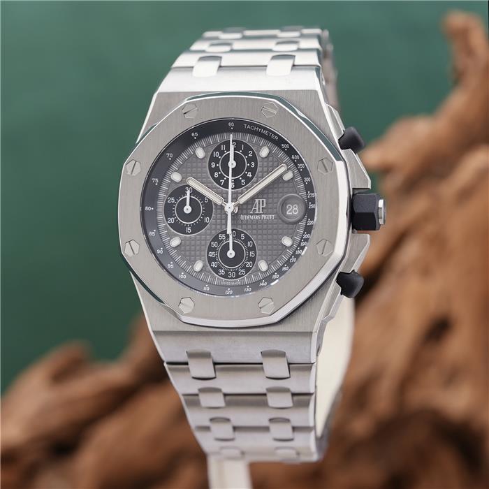 庭ページ ▽AUDEMARS PIGUET ロイヤルオークオフショア クロノグラフ 26238TI.OO