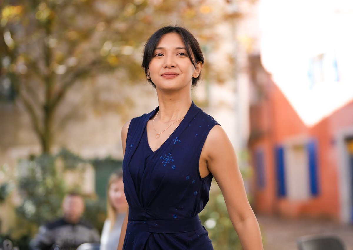 FilmIndoSource's tweet photo. One year ago today, Yandy Laurens’ ‘SORE: ISTRI DARI MASA DEPAN’ was released in theaters.

The time-spanning romance recorded a 3-million theatrical admissions and winning 4 Citra Awards as well as becoming Indonesia’s entry for the Oscar. https://t.co/or1ysPLmCD