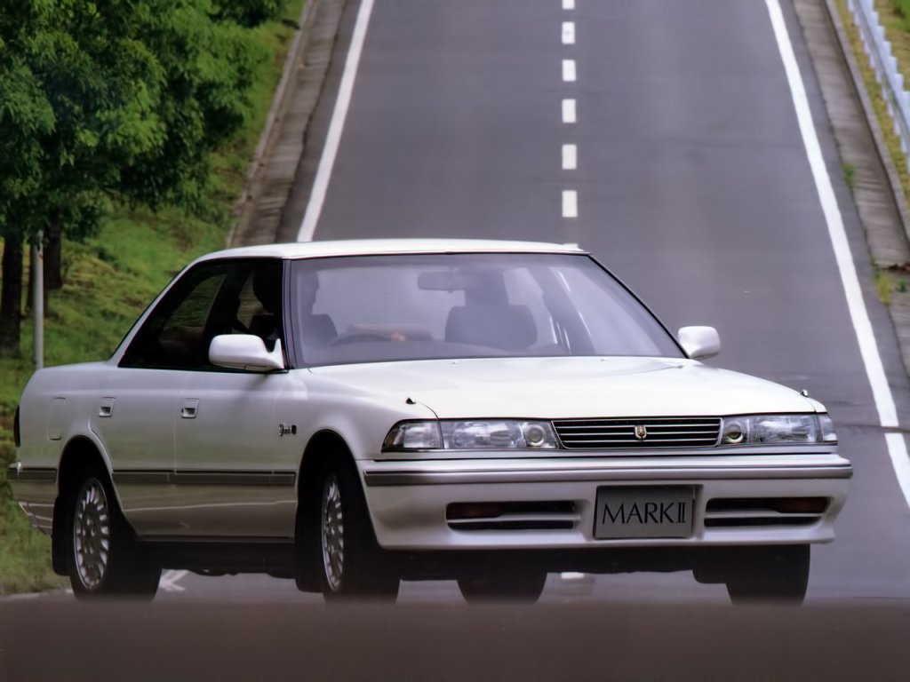 6代目マークⅡ ハードトップ2.5グランデG(オプション装着車) E-JZX81型