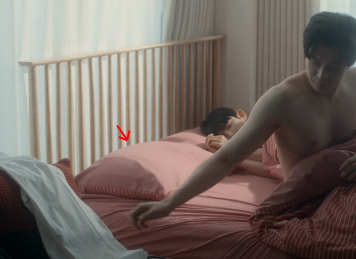 nobunny_y's tweet photo. They turned the pillows around to sleep. I bet they were WET wet...

#검사실의제안 #TheProsecutorsProposal https://t.co/YyyOeAtN8k