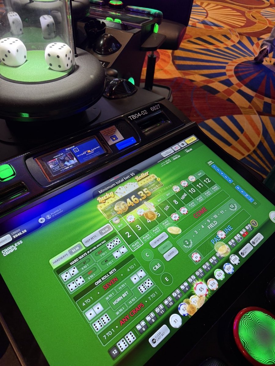 badgersbigday's tweet photo. Buddy hit the boom or bust bonus tonight on crapless bubble craps. Couldn’t believe my eyes https://t.co/YdEiYOXFUD
