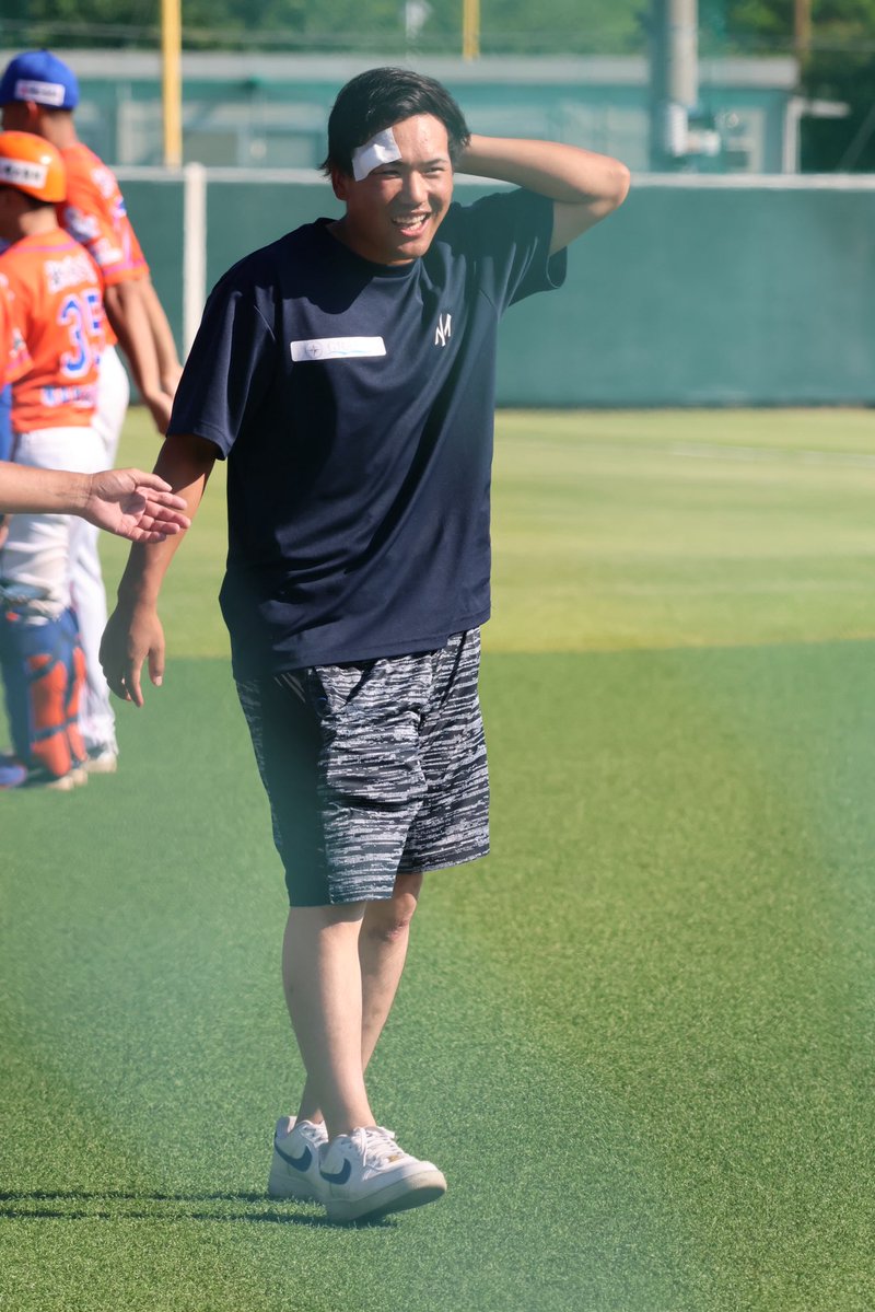 73atsuku70's tweet photo. 高さん、軽傷ぽくて少し安心
お大事に🙇‍♀️

#オイシックス新潟アルビレックスBC
#swallows https://t.co/02ao6FzJyS