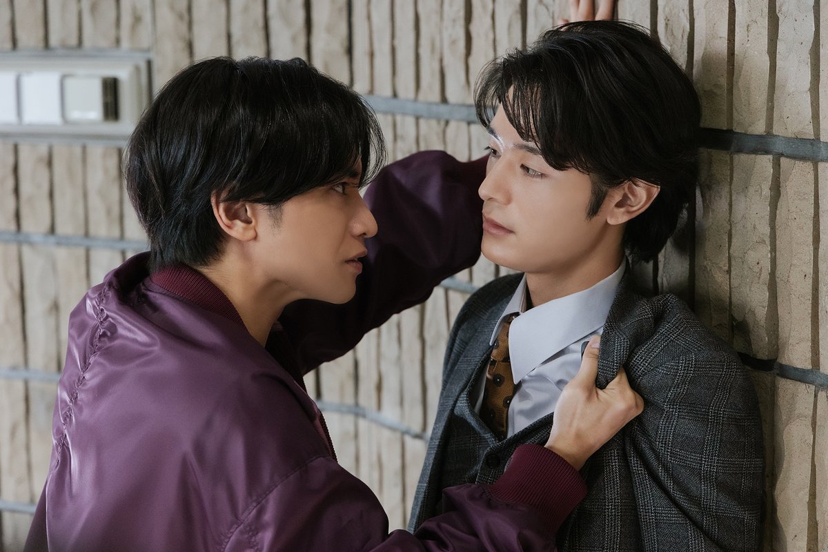 eiga_pia's tweet photo. 【1週間のニュースで人気があったものをピックアップ】
中島健人が塩野瑛久に“怒りの壁ドン”！『ラブ≠コメディ』魂がぶつかり合う本編映像公開

https://t.co/dbIJGNIfct
#映画ラブノットコメディ #中島健人 #塩野瑛久 https://t.co/dBg7xzQgwt