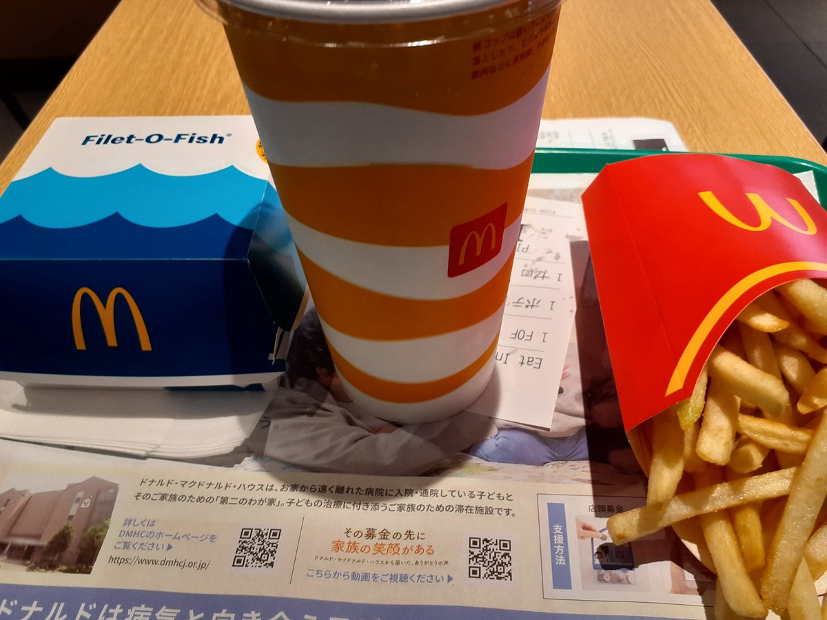 J97800952's tweet photo. 金曜日のじんせい体操終わりました。
心の栄養を蓄え、ハッピーな帰宅♪
体操して好きな物を食べるってマジ健康～✌️ https://t.co/wZkAOqqNZT