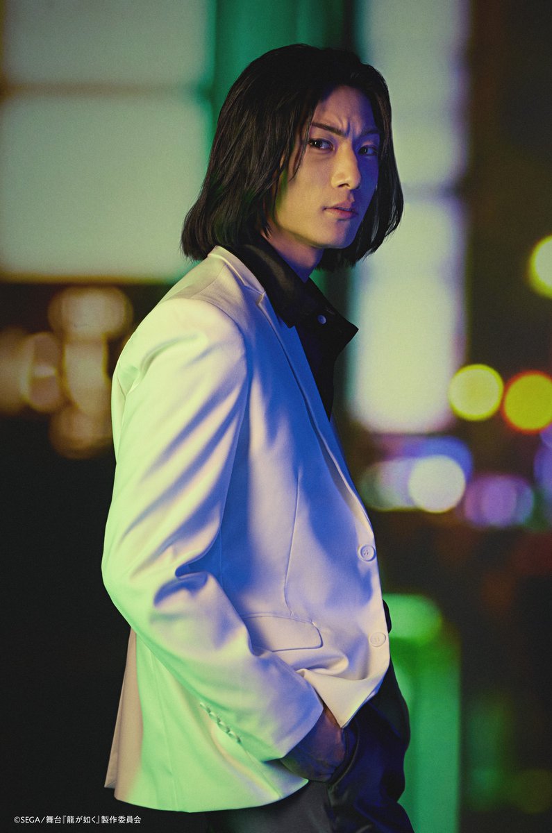 ryugagotoku_st's tweet photo. ◤ 舞台『龍が如く』-神室町八犬伝- 
　 キャラクタービジュアル第四弾解禁👊◢

春日一番 役：加藤 将
錦山 彰 役：里中将道
エリック・トミザワ 役：山田ジェームス武

プレリクエスト先行受付中❗️
お申し込みは明日【7/11(土)23:59】まで💨

今後のチケット先行など詳細は公式HPから
🔗https://t.co/F26Q2aONqy

#龍が如く #舞台龍が如く