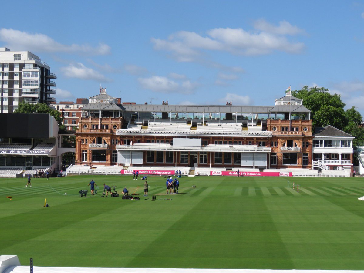 UKinKolkata's tweet photo. It’s a historic day in world sports today. 

@HomeOfCricket will host the first ever women’s test match at this ground beginning today. 

England vs India 

Sports 🏏🎾⚽️🏈 is great between our two countries 🇬🇧🇮🇳.

📷 @debasissen https://t.co/0IrMDTLvtq