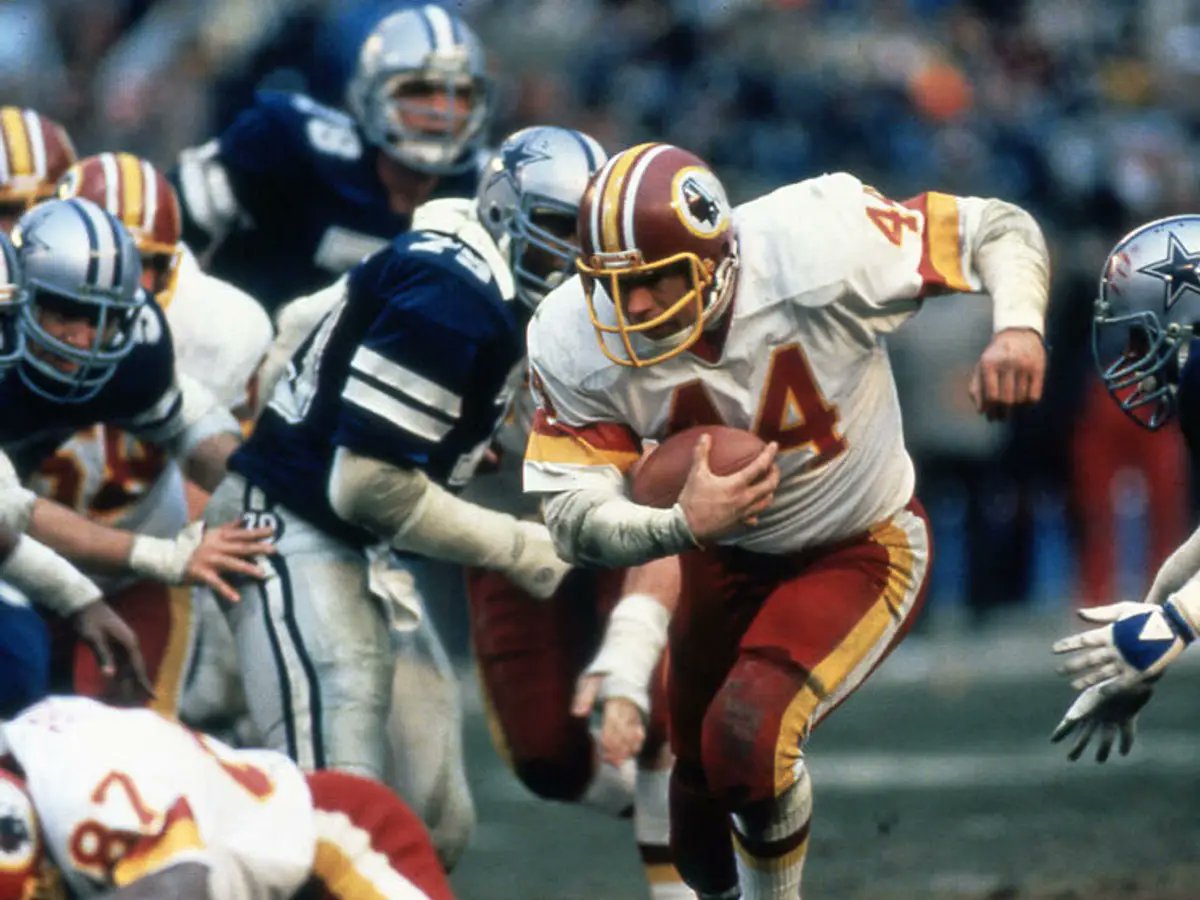 RedskinsBlitz's tweet photo. John Riggins of the Washington Redskins #HTTR https://t.co/USK0gogyIT
