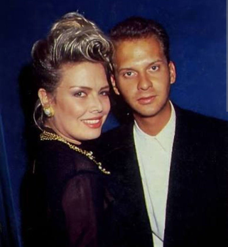 80s90sJukebox's tweet photo. RIP Calvin Hayes. Former keyboard player/Drummer and founder member of Johnny Hates Jazz, aged 63. Here he is with then Girlfriend Kim Wilde https://t.co/6Me3HlF6WQ