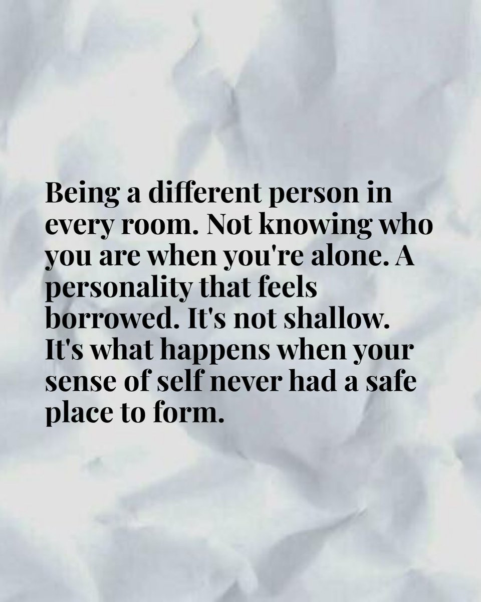 BpdandiEllen's tweet photo. BPD &amp; an unstable sense of self.

Being a different person in every room. Not knowing who you are when you're alone. A personality that feels borrowed.

It's not shallow. It's what happens when your sense of self never had a safe place to form. 🖤

#BPD #Identity https://t.co/m98rmSmAua