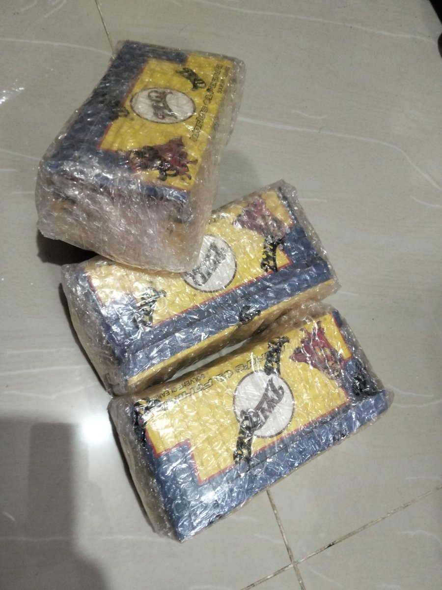 ExceededLimit69's tweet photo. Reseller package

👉Set D
10 Poppers (Your choice) 4500
Free 1 Poppers (My choice)
Total of 10 Poppers
6 Japanese Lube
Free Condom 11pcs https://t.co/8Xuq2vNYVa