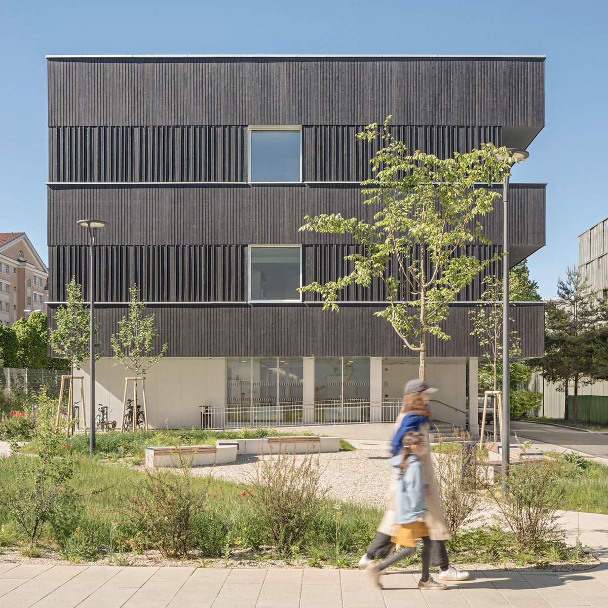 Archello's tweet photo. Architects Collective designs Klinik Favoriten Labor with a compact, @arch_coll performance-driven layout that supports advanced diagnostics and long-term sustainability.
https://t.co/ae1twx4zia
#TimberFacade #HealthcareArchitecture #SustainableDesign https://t.co/RkstabqxoU