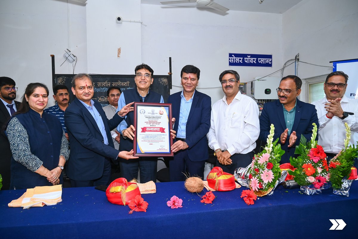 ANANDGroupIndia's tweet photo. 𝐄𝐦𝐩𝐨𝐰𝐞𝐫𝐢𝐧𝐠 𝐅𝐮𝐭𝐮𝐫𝐞-𝐑𝐞𝐚𝐝𝐲 𝐓𝐚𝐥𝐞𝐧𝐭

The transition to a greener future requires more than technology—it requires skilled talent ready to lead the way. https://t.co/tBvkx3oq7o