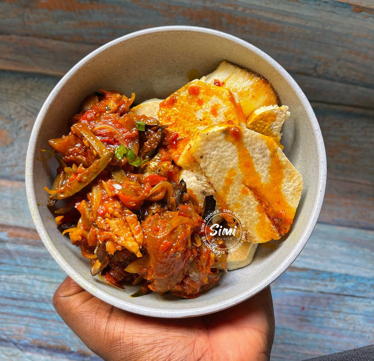 SisiSimifoodies's tweet photo. Boiled 
Roasted 
Fried
Pounded https://t.co/ntziUbnsdY
