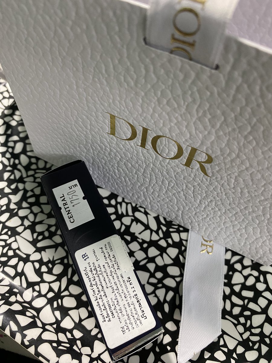 nanxere's tweet photo. Dior Addict Lip Glow ลิปบาร์มดิออร์ 🍡🍒

:ราคา 900฿ (from1750)🍓ขอดูเพิ่มเติมได้นะคะ

ไม่เคยใช้ สวอชที่มือ1รอบ อุปกรณ์ครบ🥯

 #ส่งต่อแบรนด์เนม #ส่งต่อเครื่องสําอาง #ส่งต่อคสอมือ2 #ส่งต่อดิออร์ #ส่งต่อdior #คสอมือสอง #คสอมือ2 #ส่งต่อเครื่องสำอางค์ https://t.co/dOFhXFXPjR